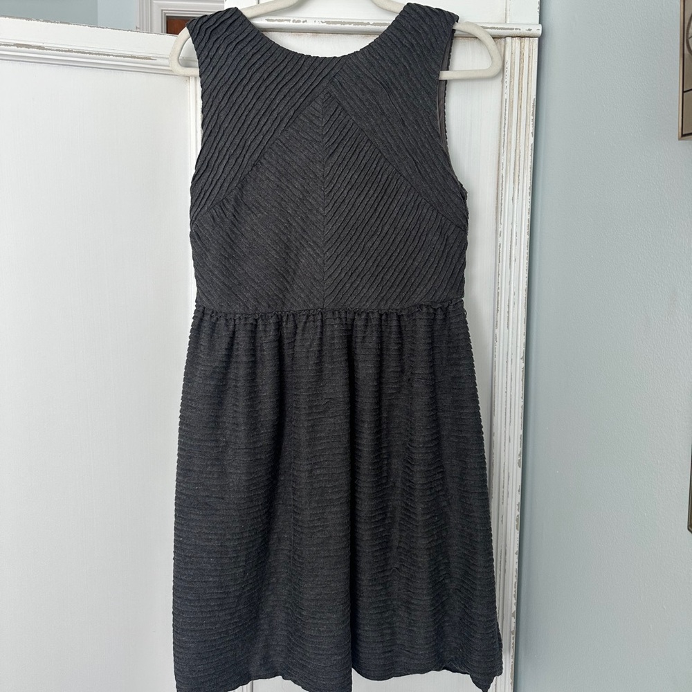 Esley grey sleeveless dress NWT